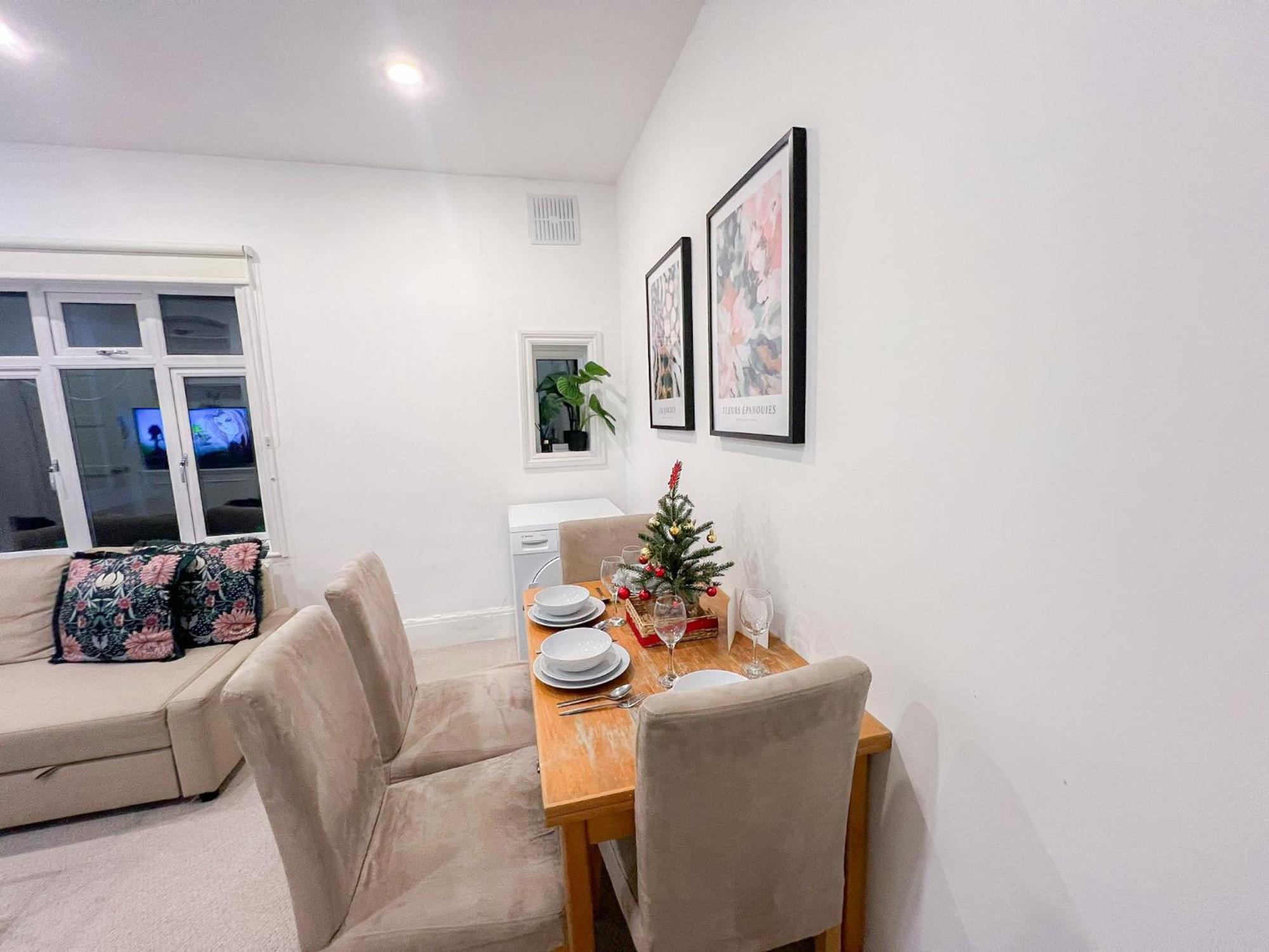 Lovely 3 Bedroom Maisonette With Private Roof Terrace In Hammersmith London Exterior foto